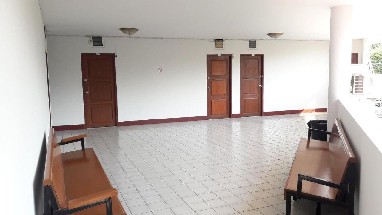 Inter Inn Hotel Chiang Mai Zewnętrze zdjęcie